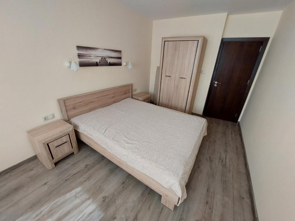 Апартаменти За Гости Делукс Burgas Bagian luar foto